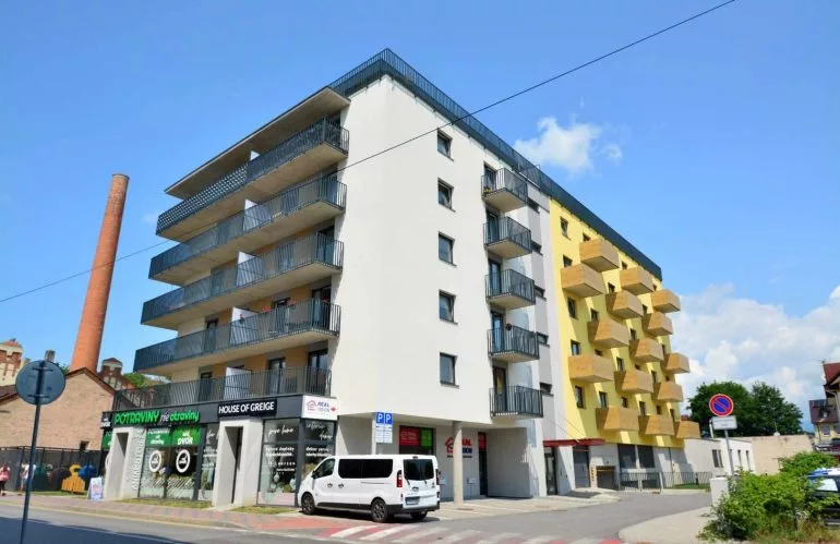 Na prenájom 3 izbový byt Poprad, ulica Hviezdoslavova, v novostavbe s balkónom 25 m2