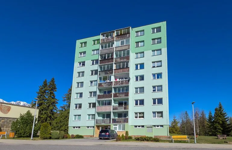 Na predaj 4 izbový byt s lodžiou, Štúrova 25, Tatranská Štrba